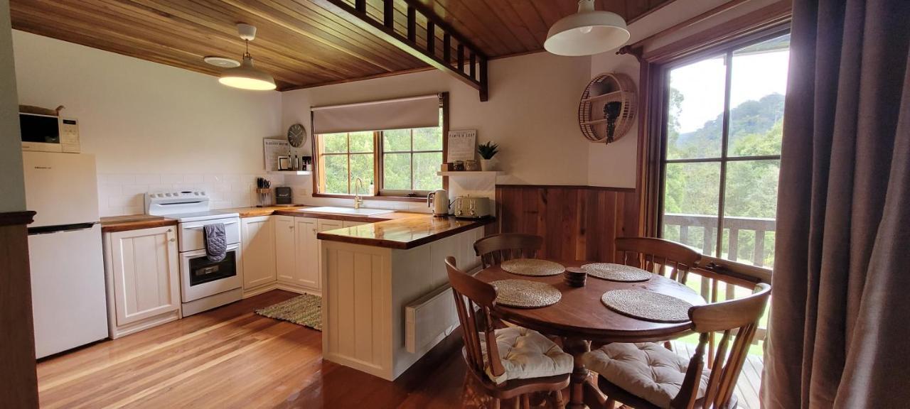 Tall Trees Eco Retreat - Blackwood Cottage Apollo Bay Bagian luar foto