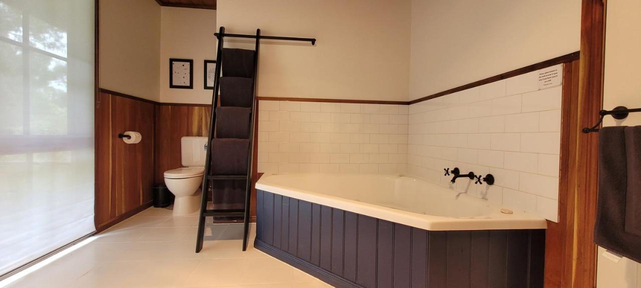 Tall Trees Eco Retreat - Blackwood Cottage Apollo Bay Bagian luar foto